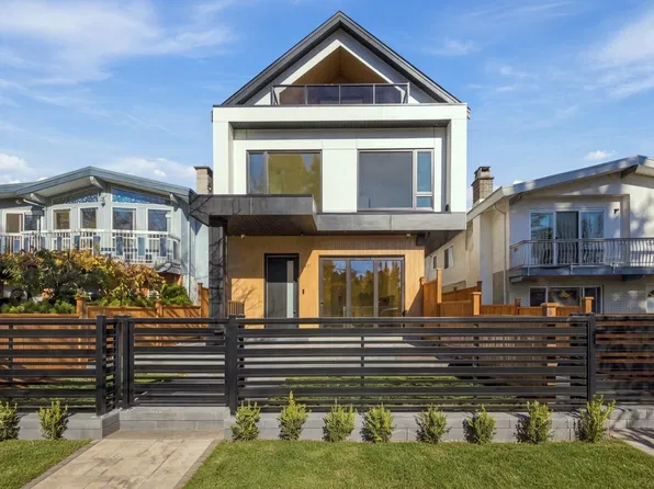 841 E 39th Ave #2, Vancouver, BC V5W 1K7