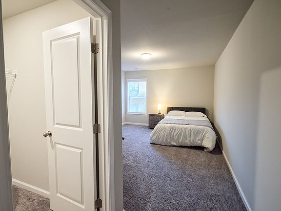 Walk in closet