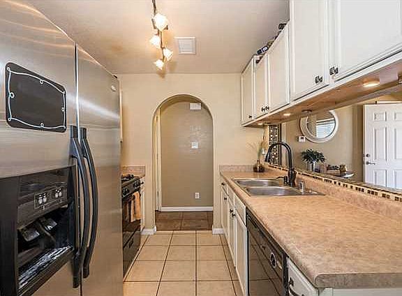 5th image of 4504 Lorenzo Ponce Dr