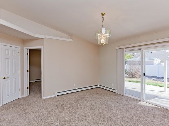 5th image of 340 Elderberry Dr