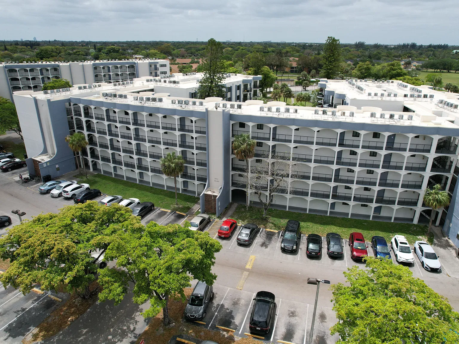 2 bed, 900 sqft, $1,700 — Photo 4