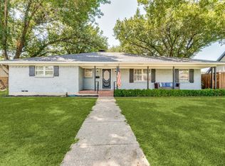 9505 Springwater Dr, Dallas, TX 75228