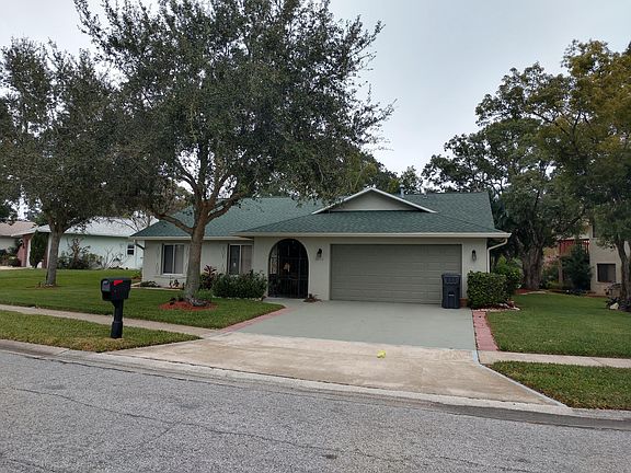 2nd image of 3525 Muirfield Dr