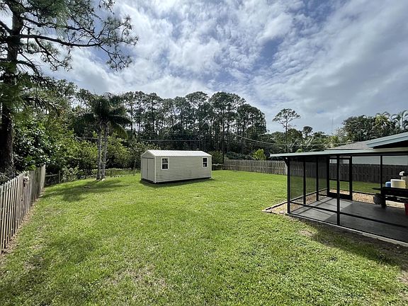 5th image of 6144 SE Orange Blossom Trail