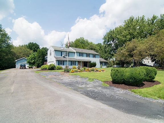 2nd image of 563 Longacre Dr
