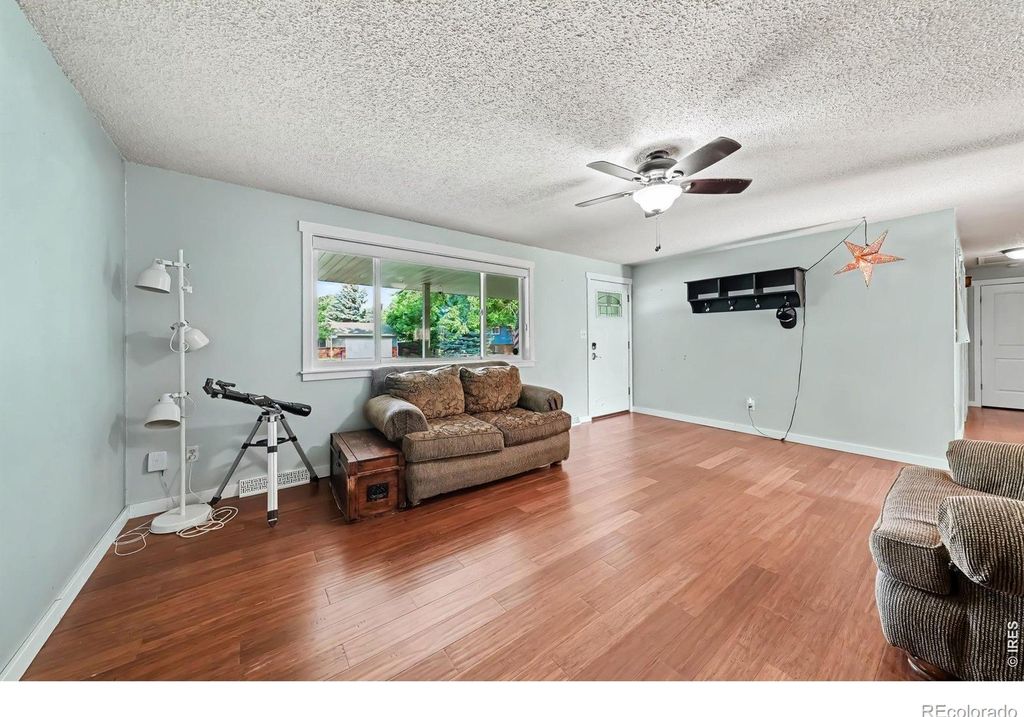 1930 Bobtail Court