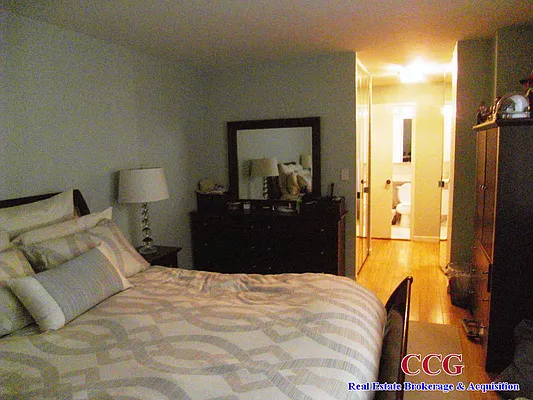 Sold by CCG Real Estate Brokerage | media 5