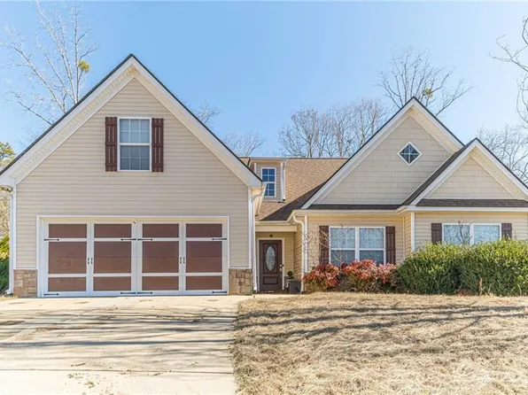 3714 Looper Rdg, Gainesville, GA 30506
