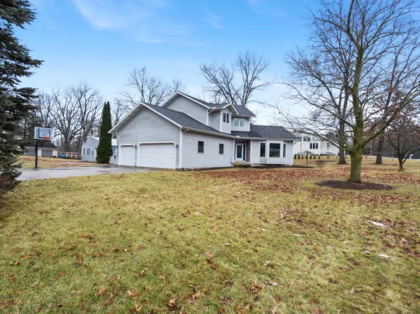 7151 Bayview Rd, Jackson, MI 49201