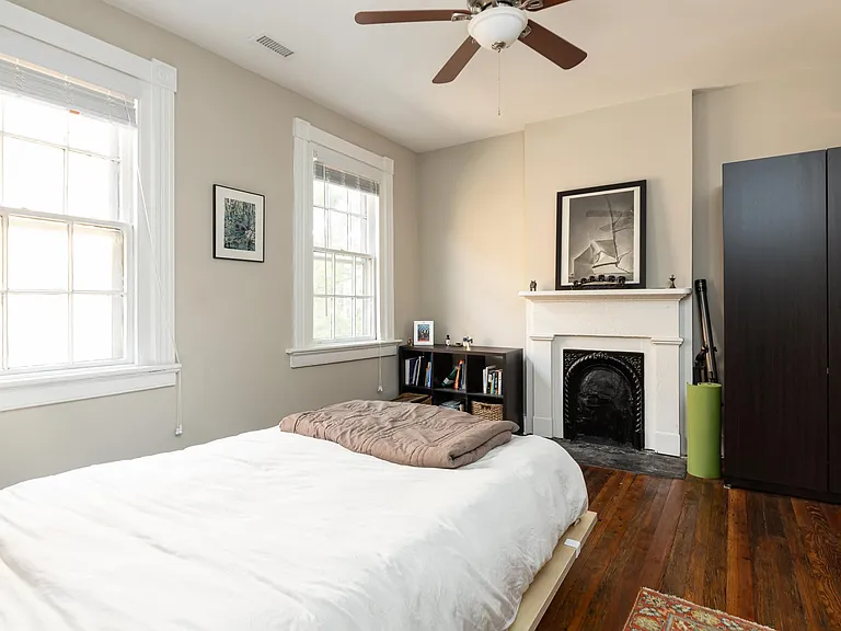 2406 E Clay St #B — Photo 8