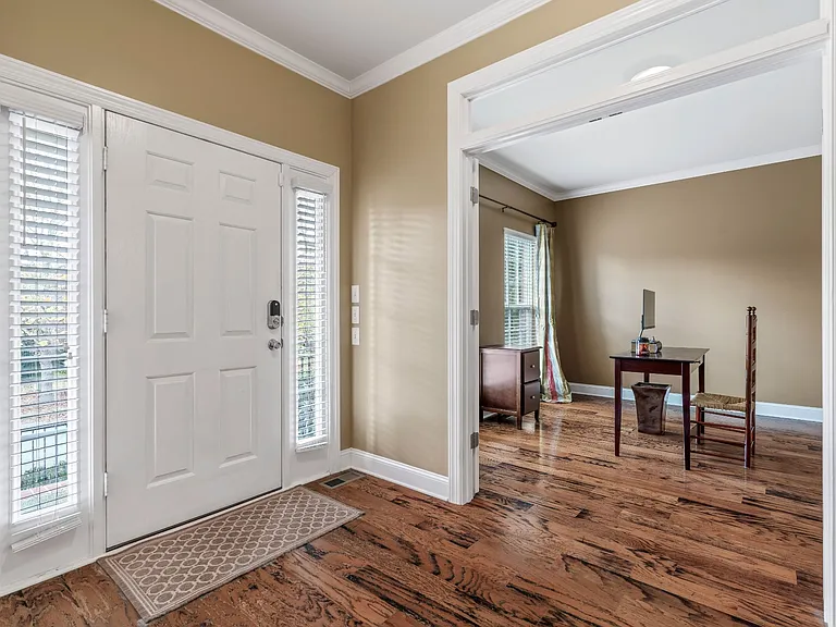 1266 Bridgeton Park Dr — Photo 5
