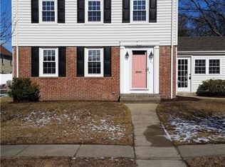 97 Fairfield Rd, Cranston, RI 02910