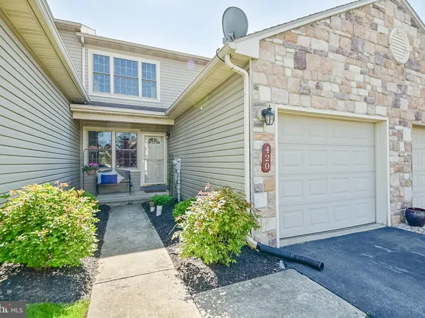 420 Alexandria Ct, Marietta, PA 17547