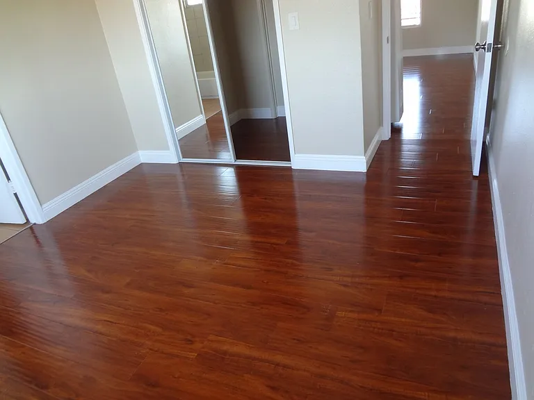 6346 Middleton Ave — Photo 9