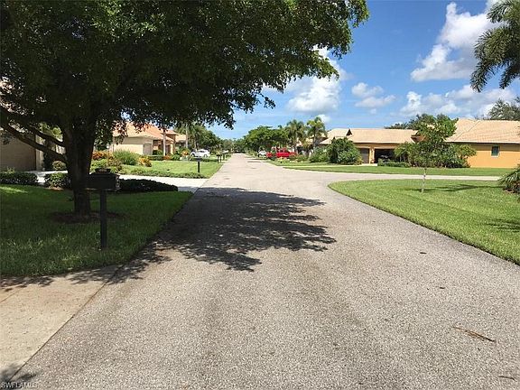 4th image of 24860 Divot Dr