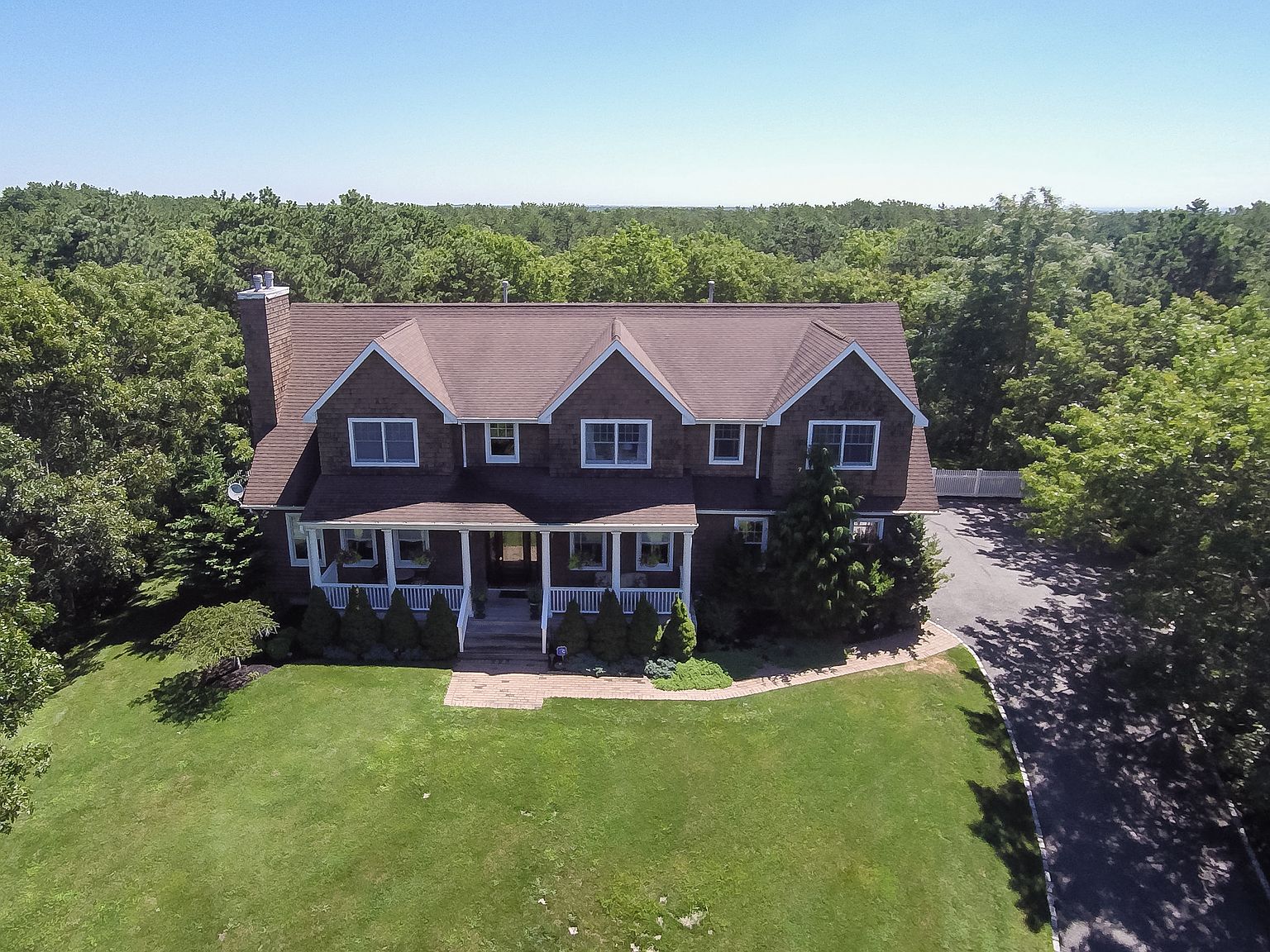 42 Corbett Dr, East Quogue, NY 11942 Zillow