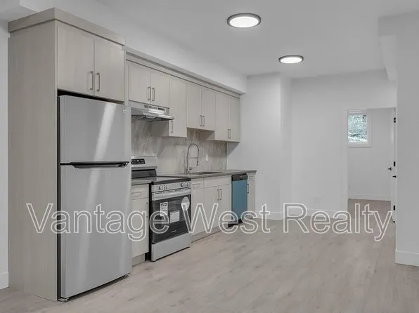 3576B Silver Way, West Kelowna, BC V4T 1A3