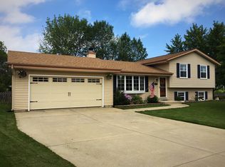 1330 Sumac Ct, Port Washington, WI 53074
