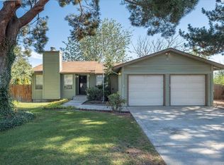 1036 W 14th Ave, Kennewick, WA 99337