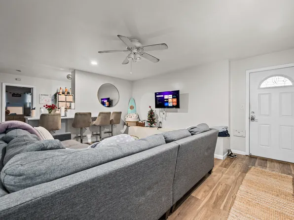 6241 Mary Lane Dr, San Diego, CA 92115