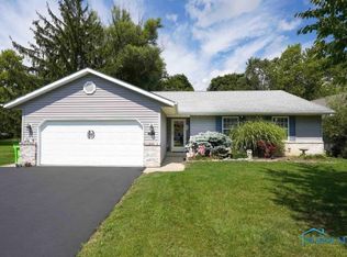 1808 Dakota Dr, Findlay, OH 45840