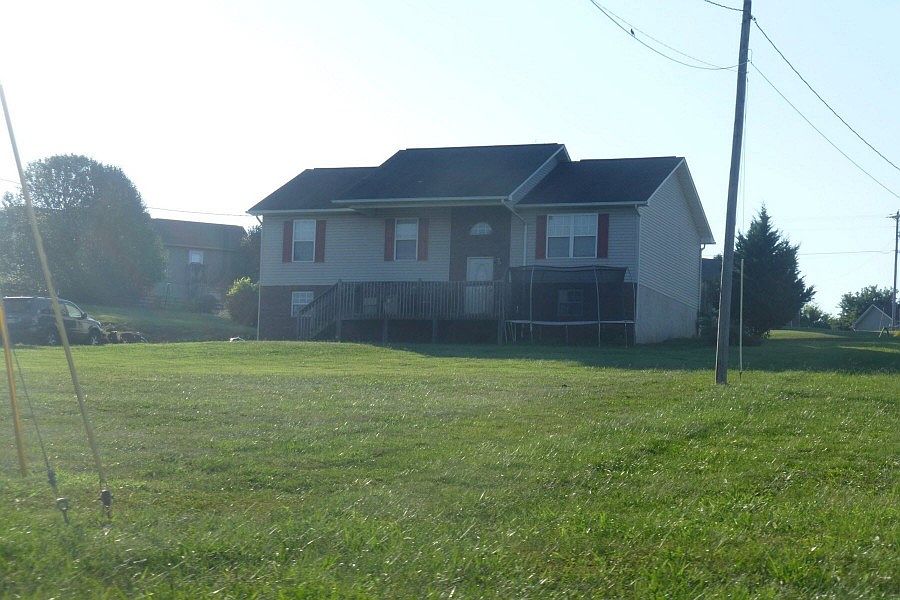 2nd image of 1031 Historic Hills Dr