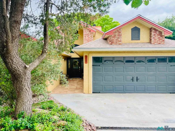715 Spyglass Dr, Carlsbad, NM 88220