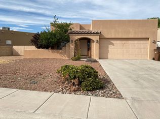 2033 Corn Dr, Las Cruces, NM 88001