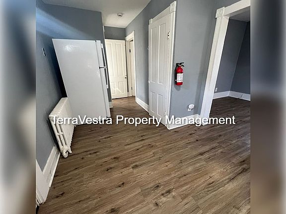 2nd image of 31 S Myrtle St Floor 2