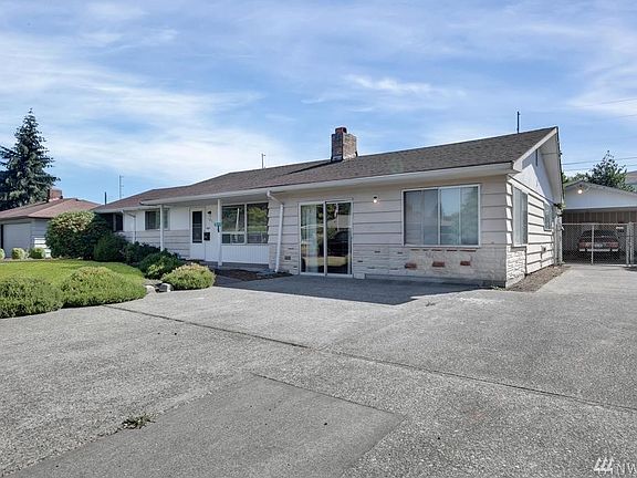 3rd image of 10711 Doten Dr SW