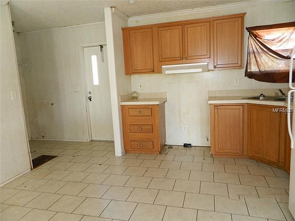 2nd image of 1631 SE 2nd Ave