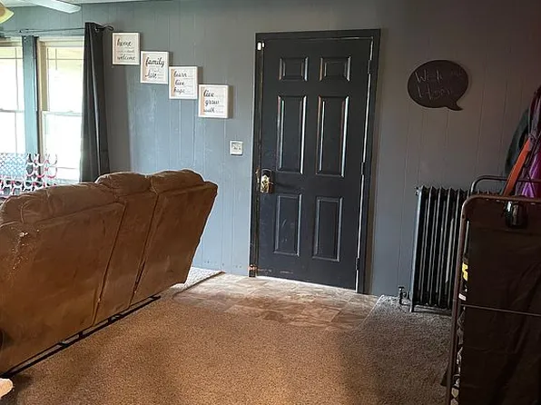 420 Walnut St, Johnson, NE 68378