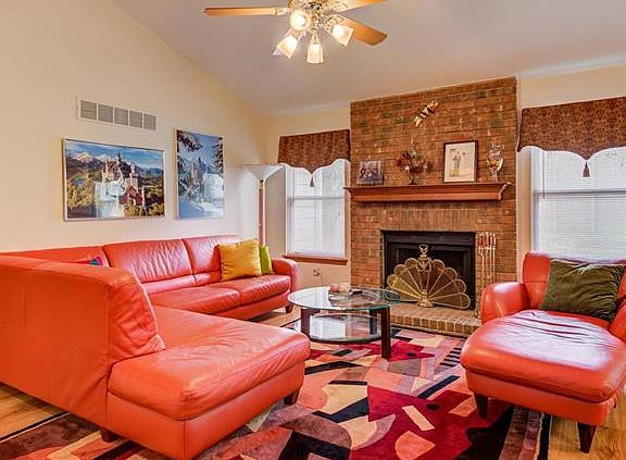 4th image of 318 Clayheath Ct