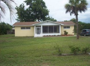 230 Roberts St, Umatilla, FL 32784