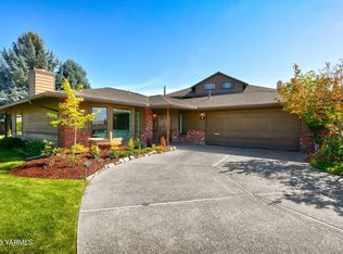 101 N 48th Ave APT 35, Yakima, WA 98908