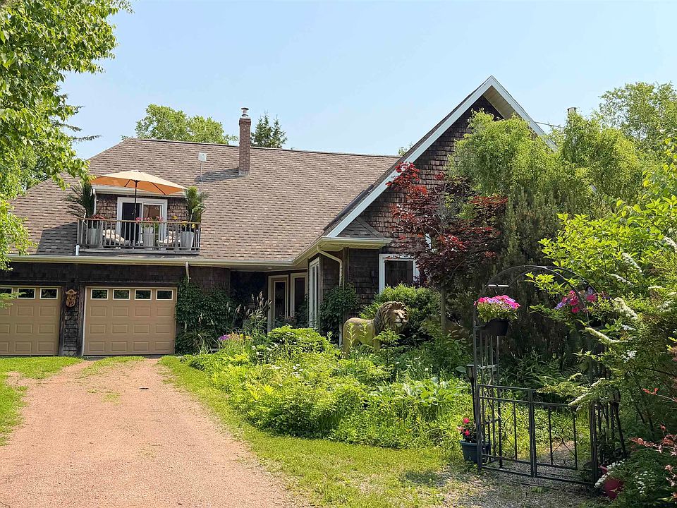 1st image of 19 Tracey Ave