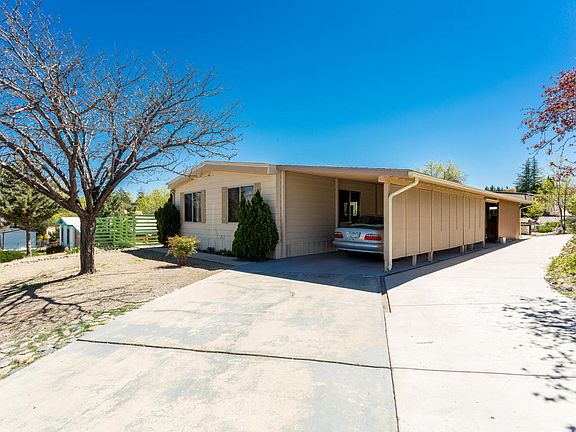 3rd image of 1405 Oak Ln
