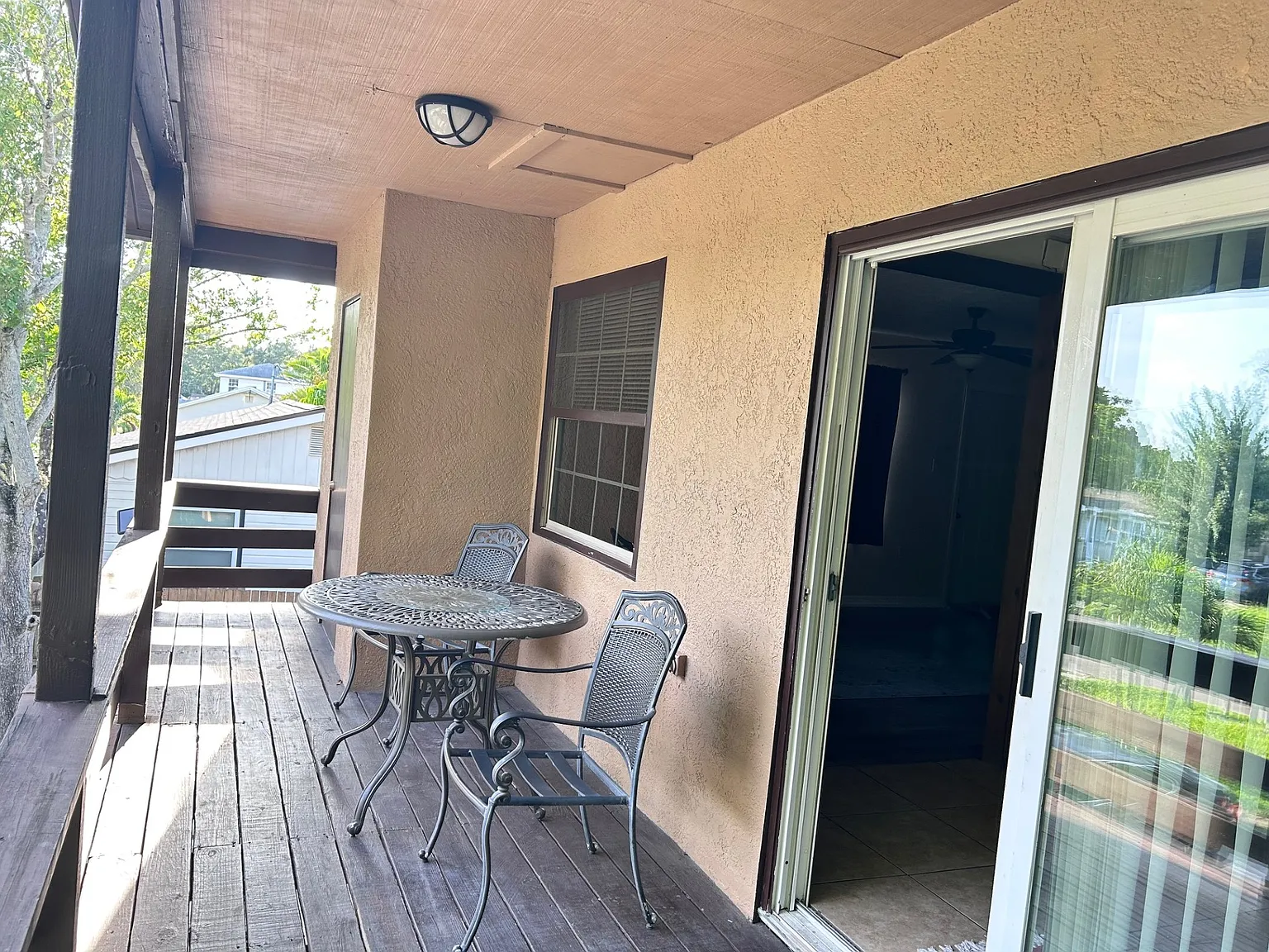 2 bed, 1200 sqft, $1,740 — Photo 2