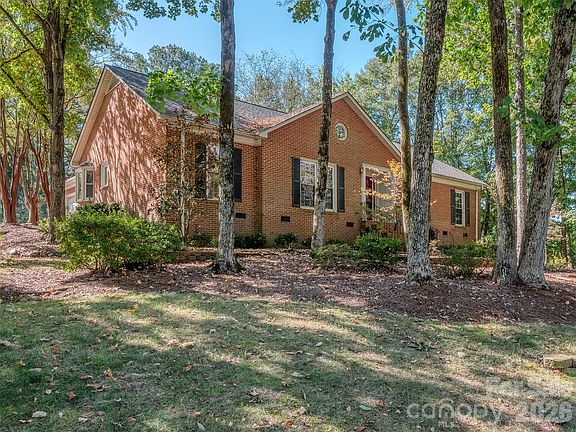 2nd image of 7301 Lee Rea Rd
