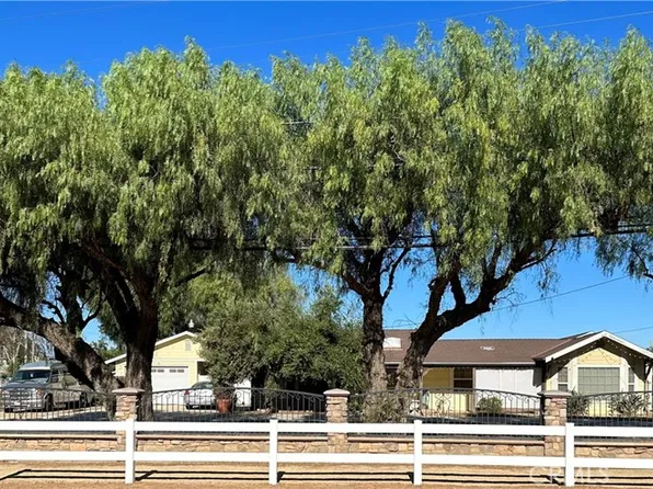 1269 2nd St, Norco, CA 92860