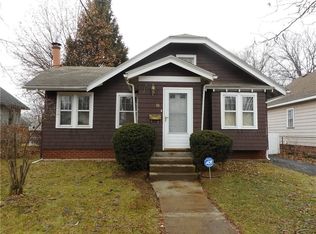 10 Lakewood Dr, Rochester, NY 14616