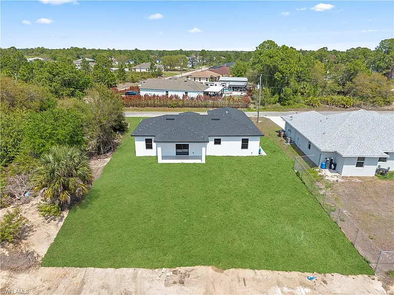 2705 Darlene Pl — Photo 31