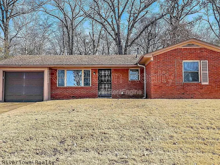 2644 Courtney Dr — Photo 1