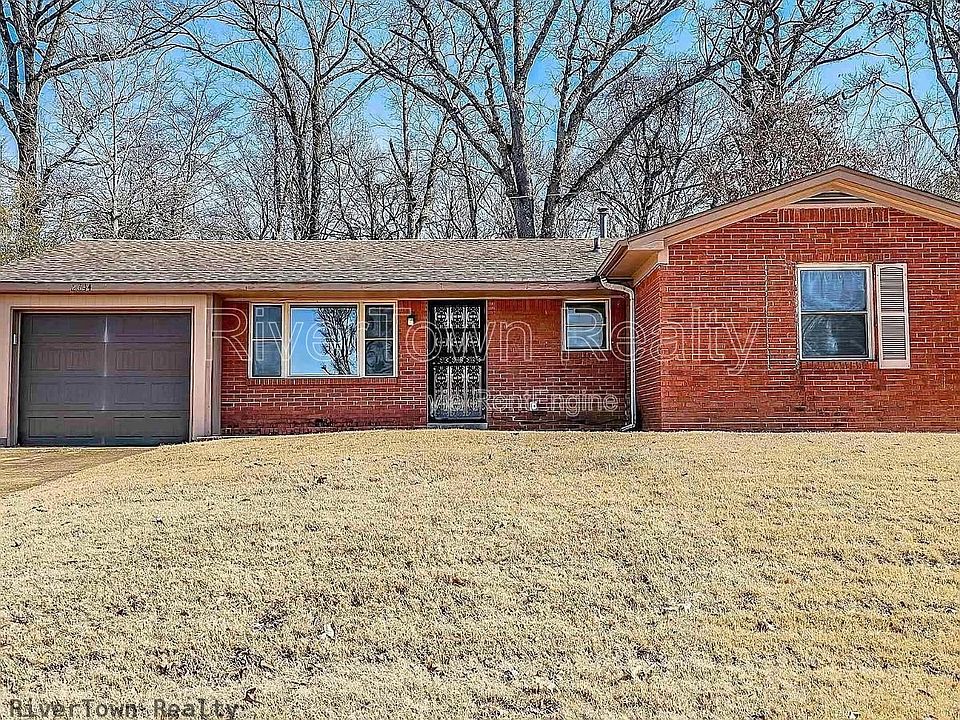 1st image of 2644 Courtney Dr