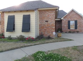 5999 Stonegate Dr, Alexandria, LA 71303