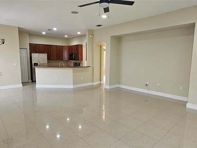 23663 SW 107th Ct — Photo 5