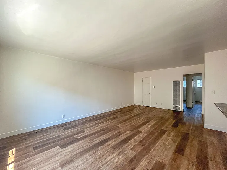 1034 Magnolia Ave — Photo 31