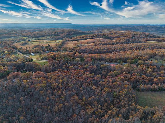 5th image of 713 Collietown Rd