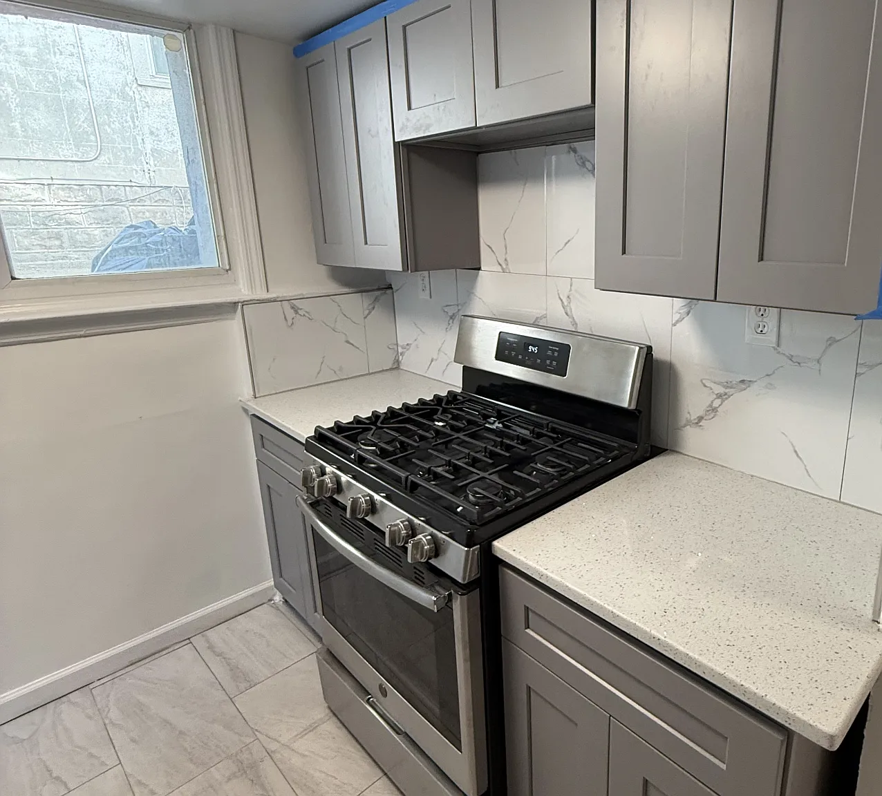 319 East 49th Street — Photo 1