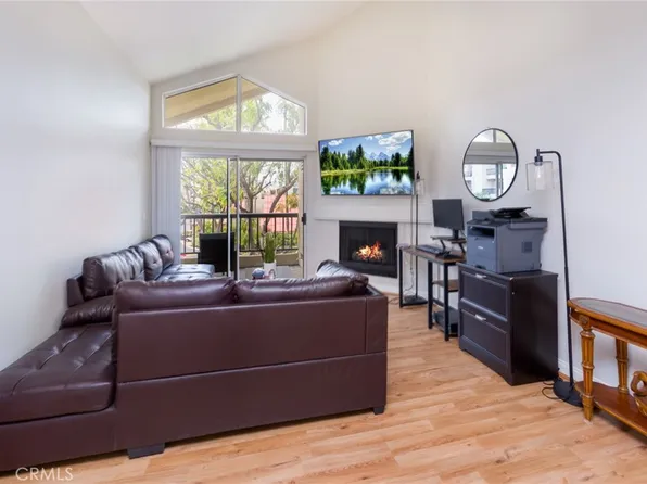 5535 Canoga Ave APT 207, Woodland Hills, CA 91367